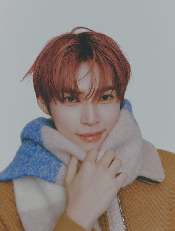 Behind-the-scenes cut of Sung Hanbin (ZEROBASEONE)