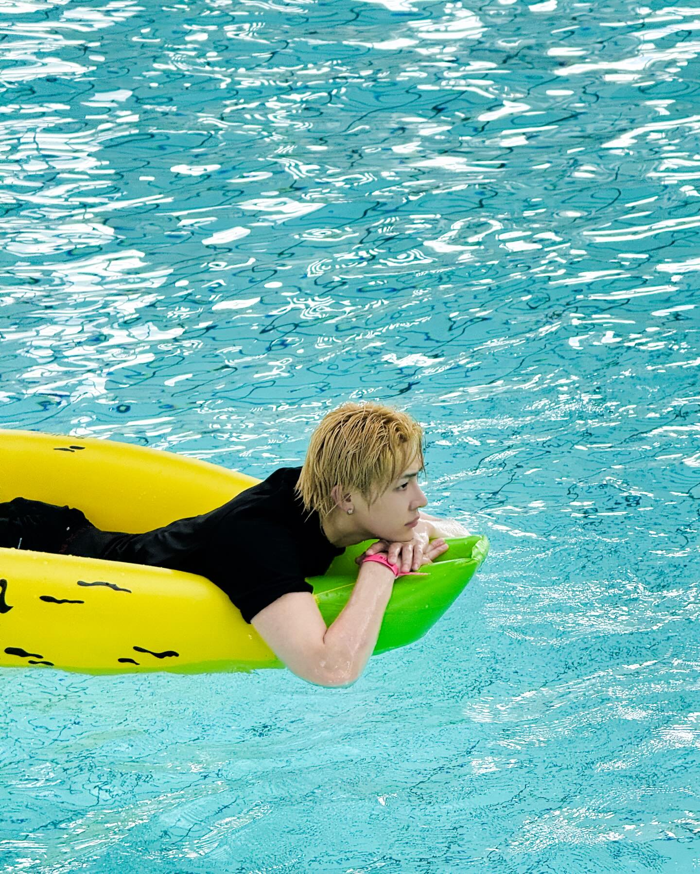 A moment captured by Nicholas (&TEAM)'s fan