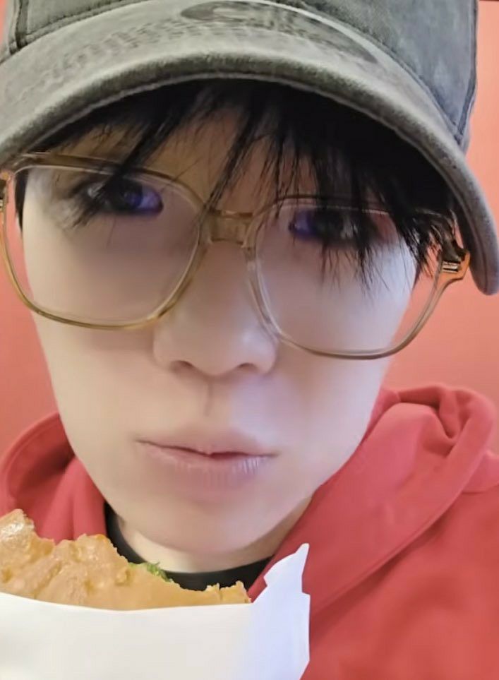 金泰來 (ZEROBASEONE)粉絲拍下的瞬間