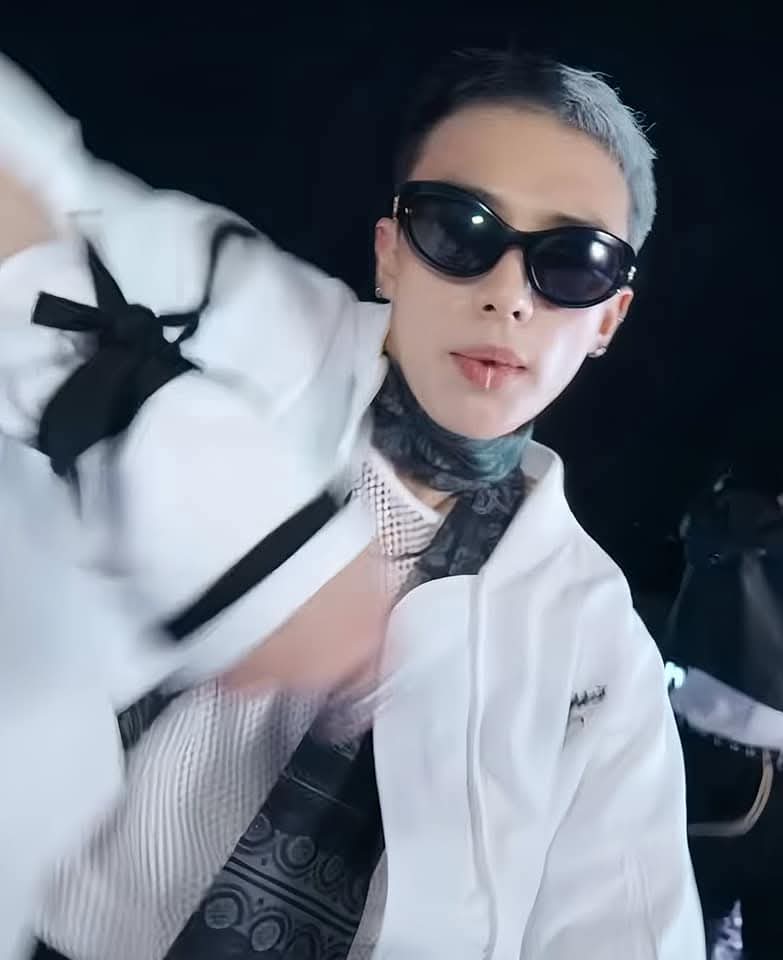 Behind-the-scenes cut of Hyunjin (Stray Kids)