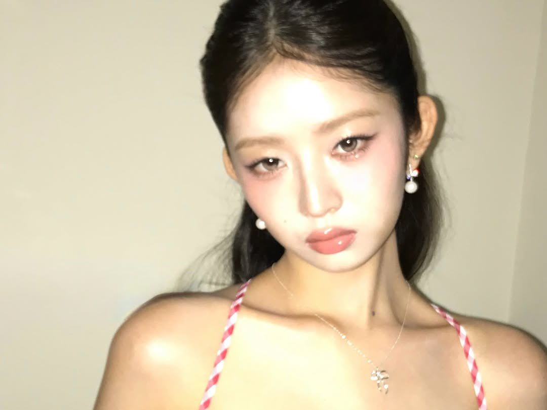 Latest photo of Rei (IVE)