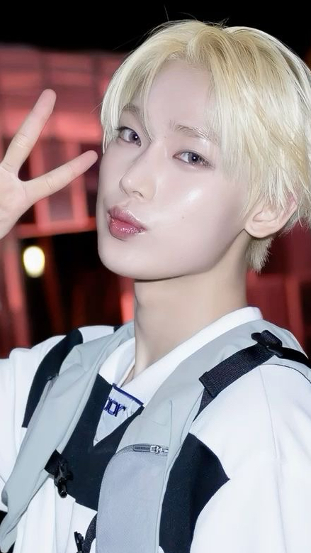 A moment captured by Sunoo (ENHYPEN)'s fan