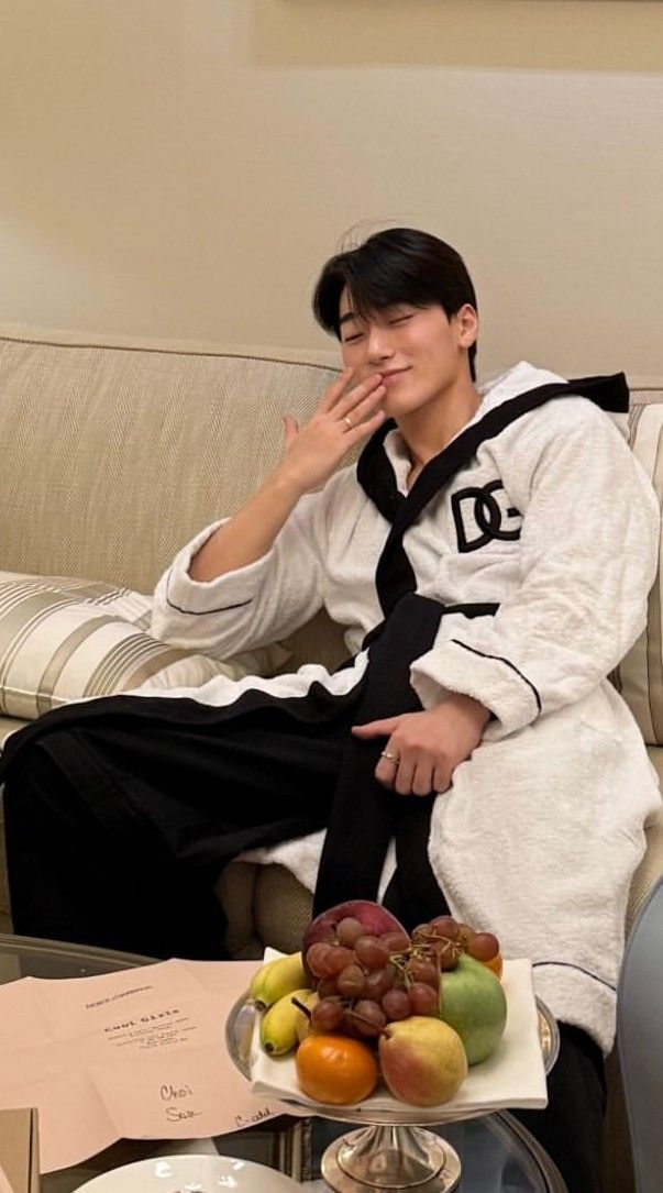 A heartfelt wallpaper shared by San (ATEEZ)'s fans