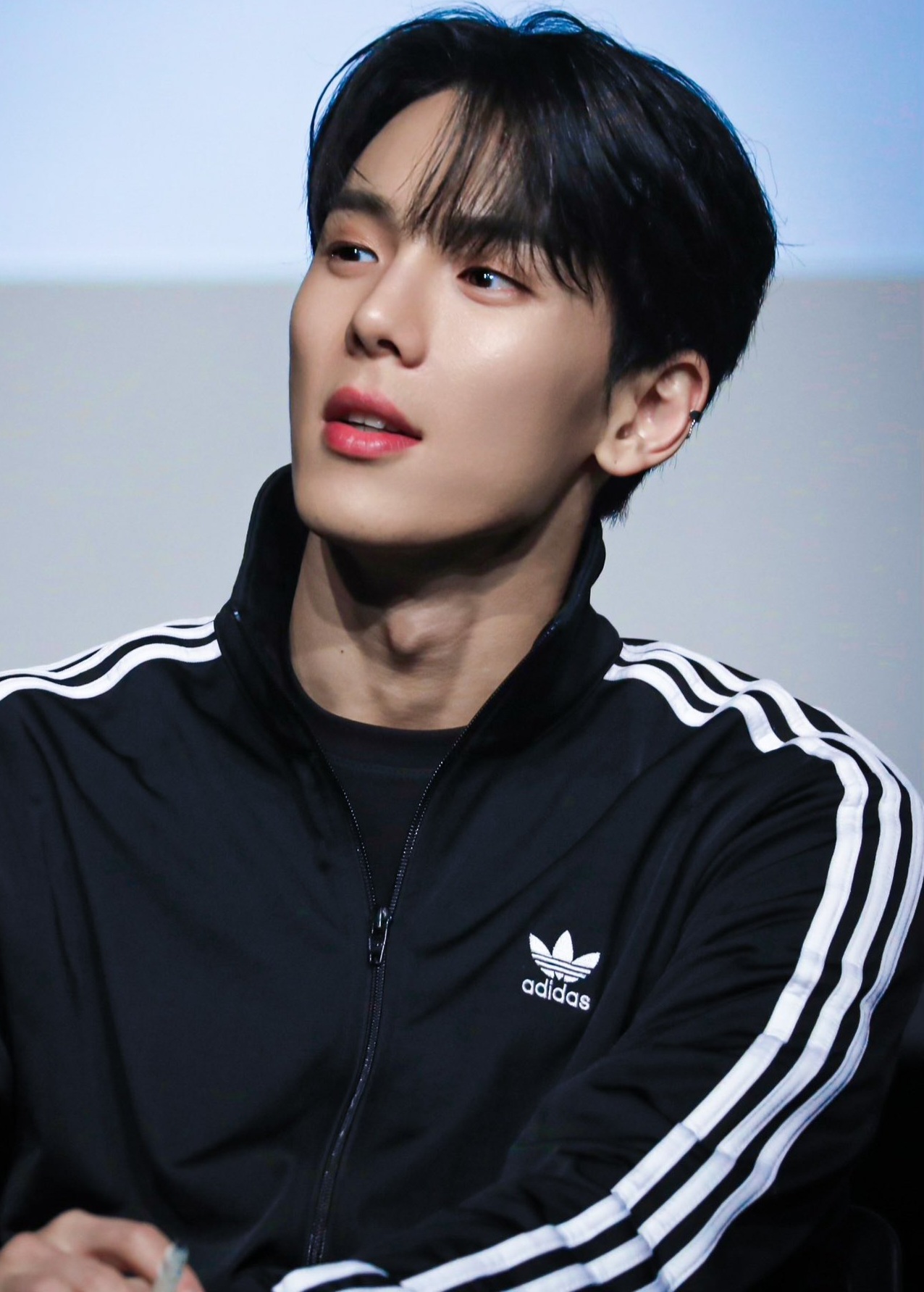 Shownu (MONSTA X)粉絲拍下的瞬間