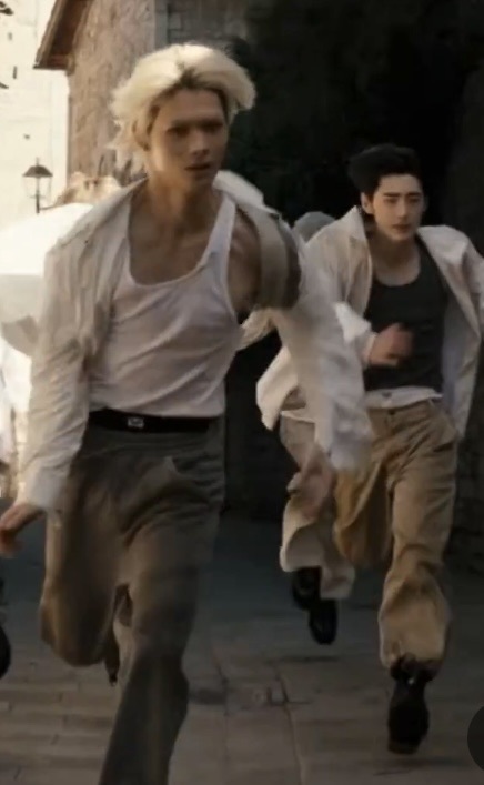 Latest photo of NI-KI (ENHYPEN)