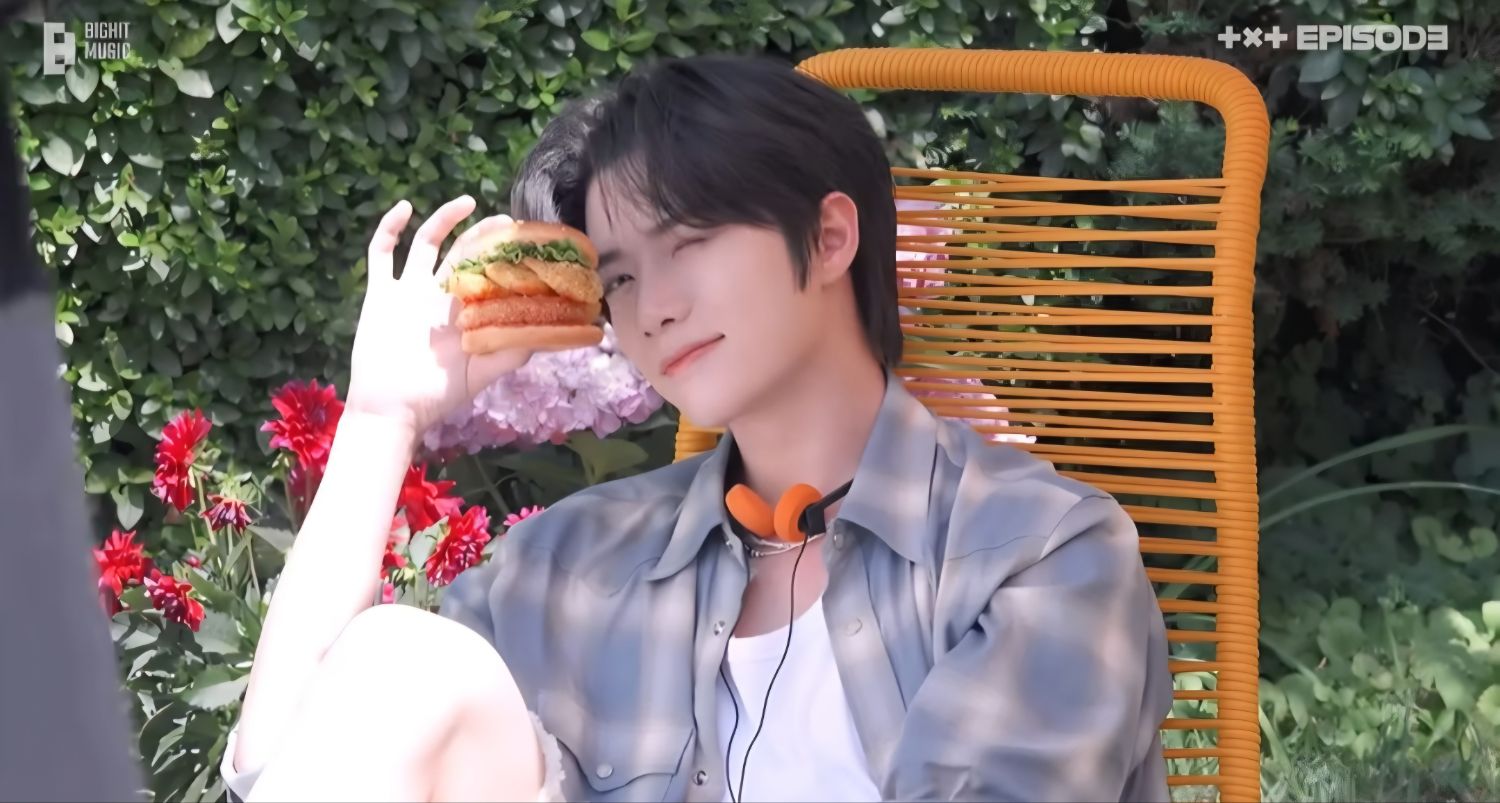 Recent activity shot of Beomgyu (TOMORROW X TOGETHER)
