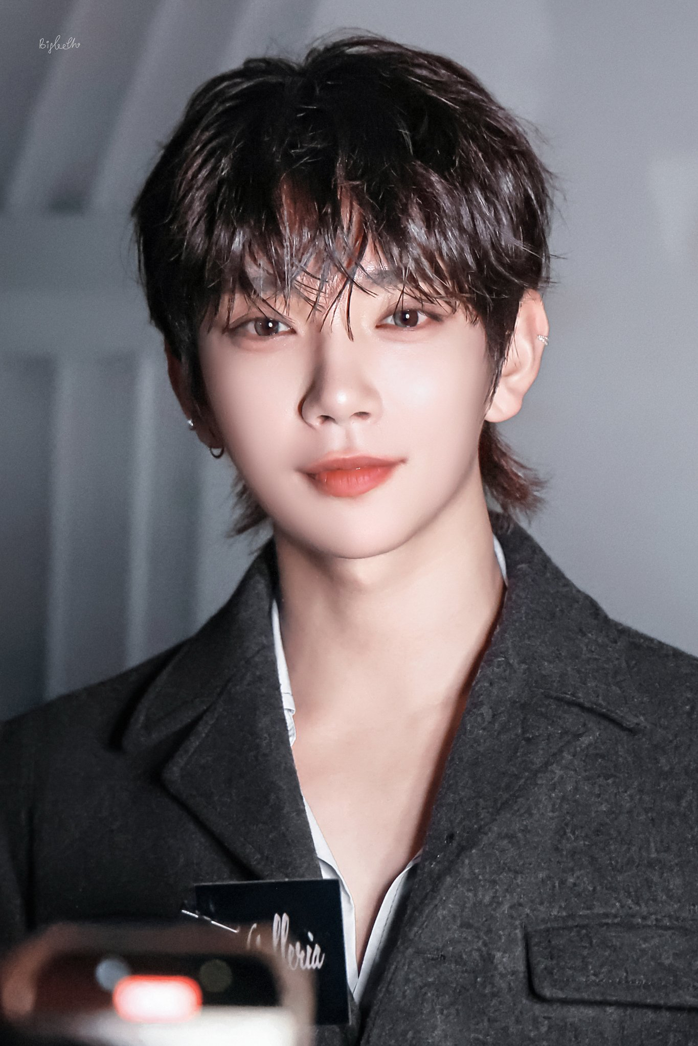 Recent activity shot of Joshua (SEVENTEEN)