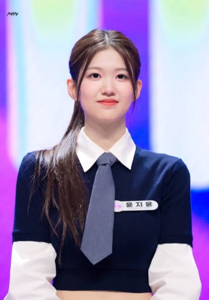 Recent activity shot of Yoon Jiyoon (izna)