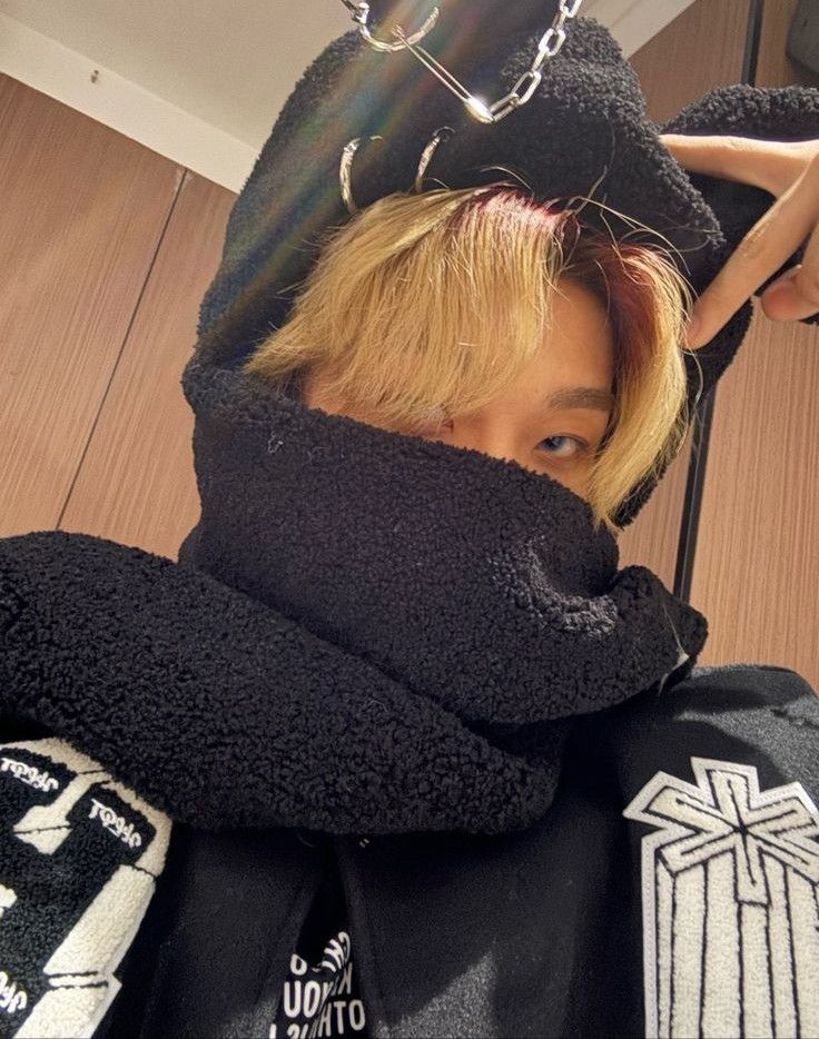 Latest photo of He Xinlong (BOY STORY)