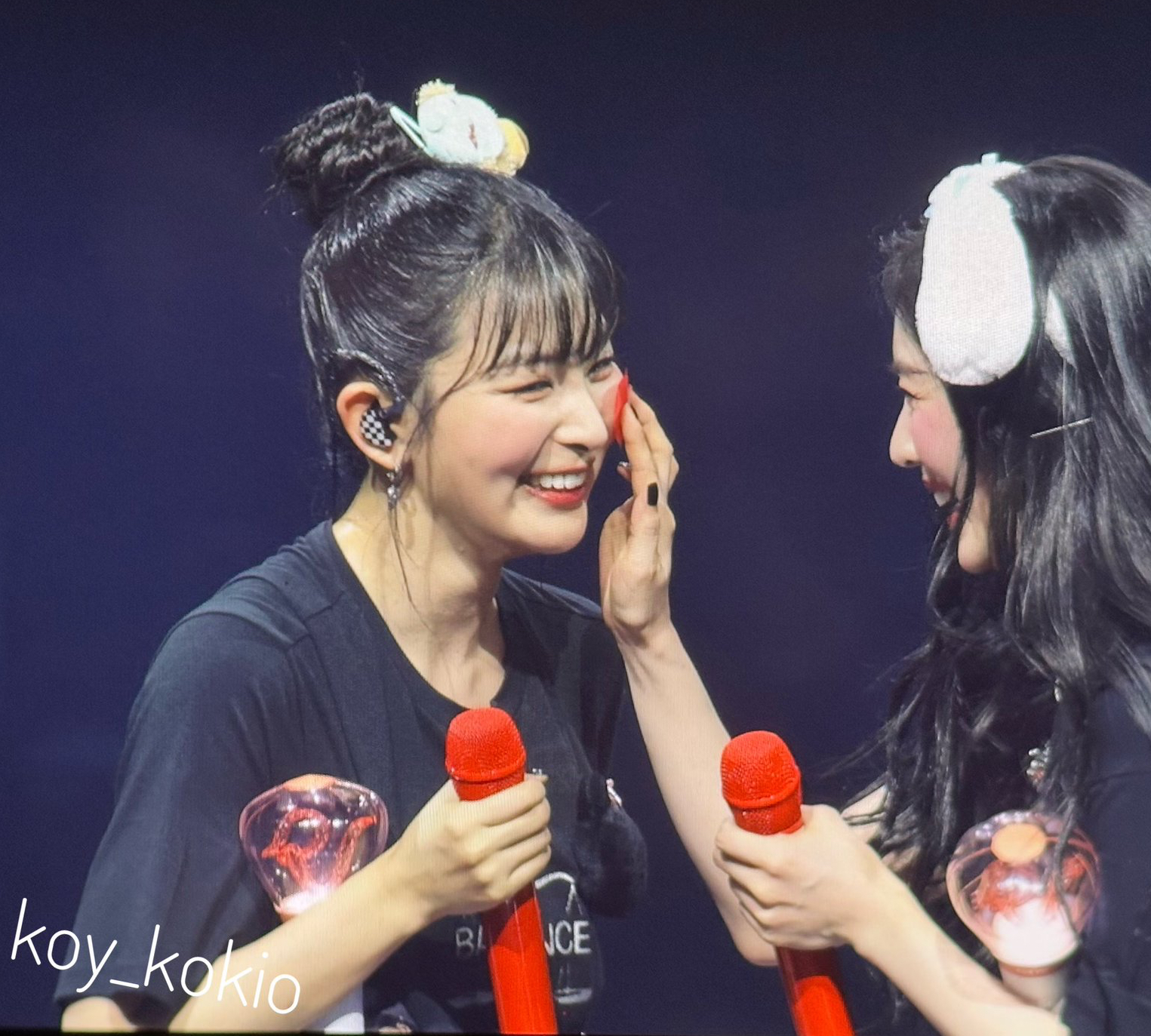 A moment captured by Red Velvet's fan