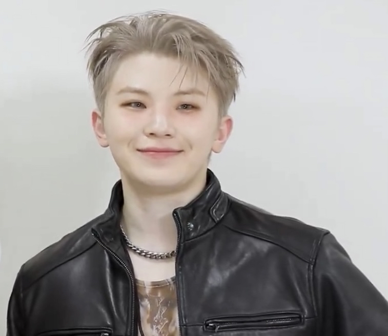Latest photo of Woozi (SEVENTEEN)