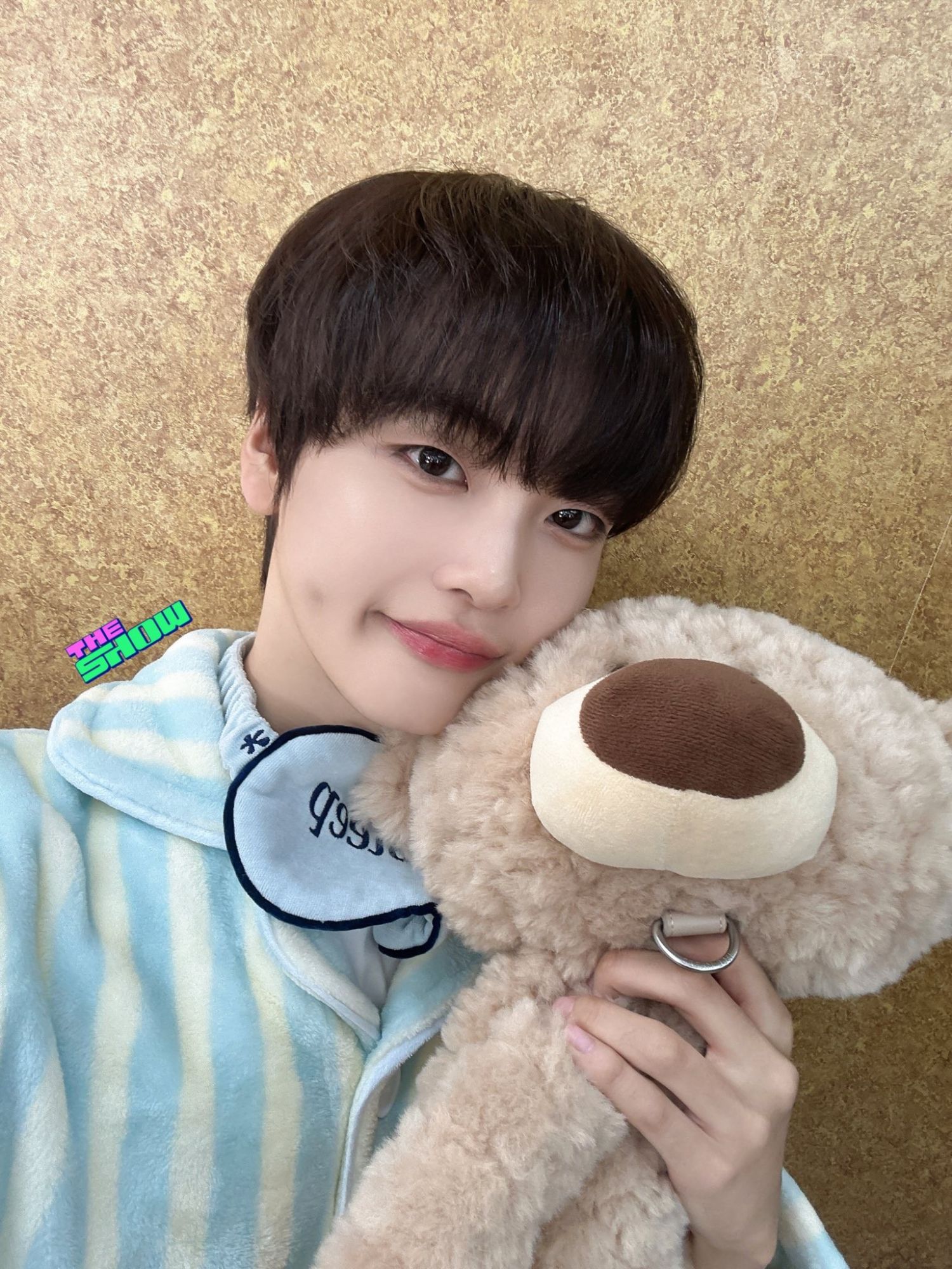 亨俊 (CRAVITY)的最新活动照片