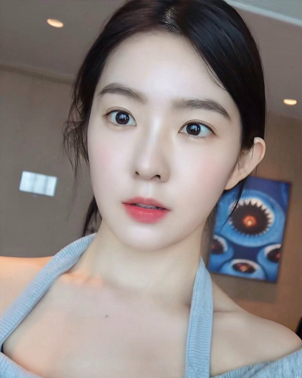 Latest photo of Irene (Red Velvet)