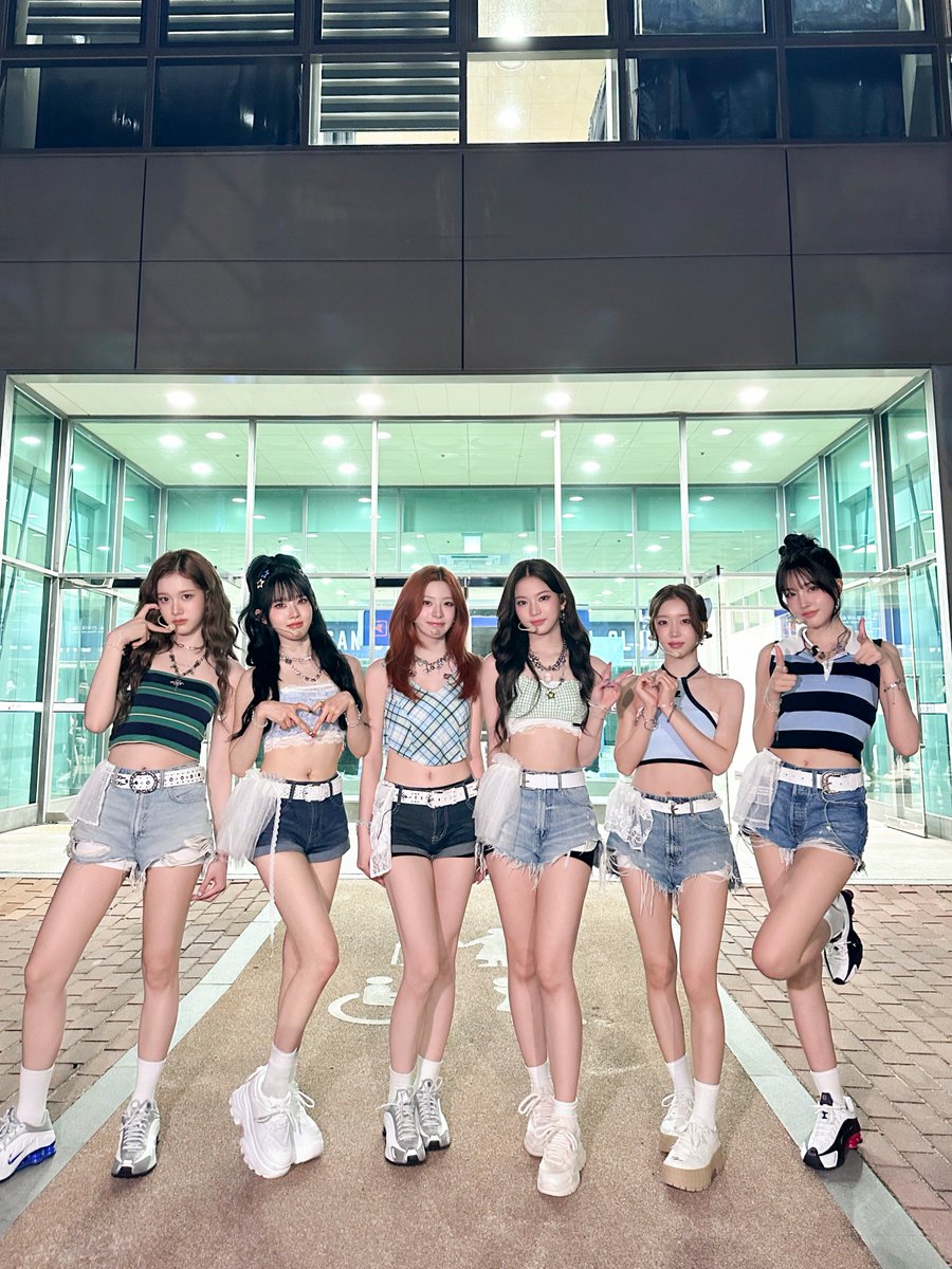 STAYC의 비하인드 컷