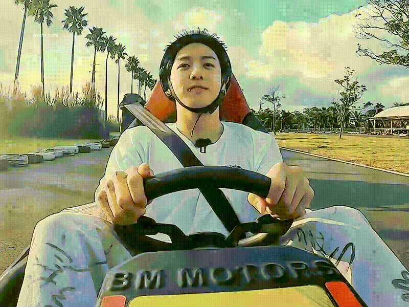 Latest photo of Jungkook (BTS)