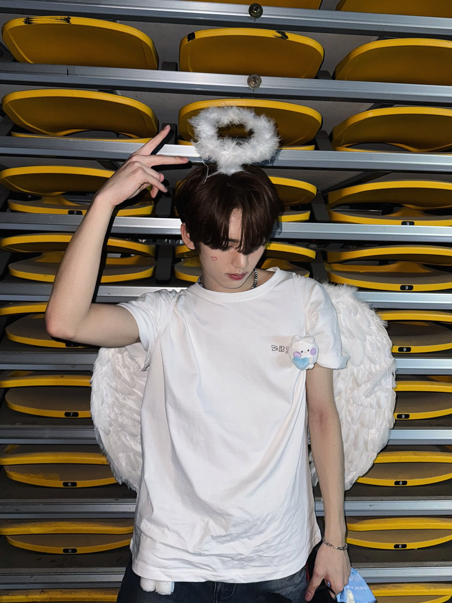 Potret di balik layar Han Yujin (ZEROBASEONE)