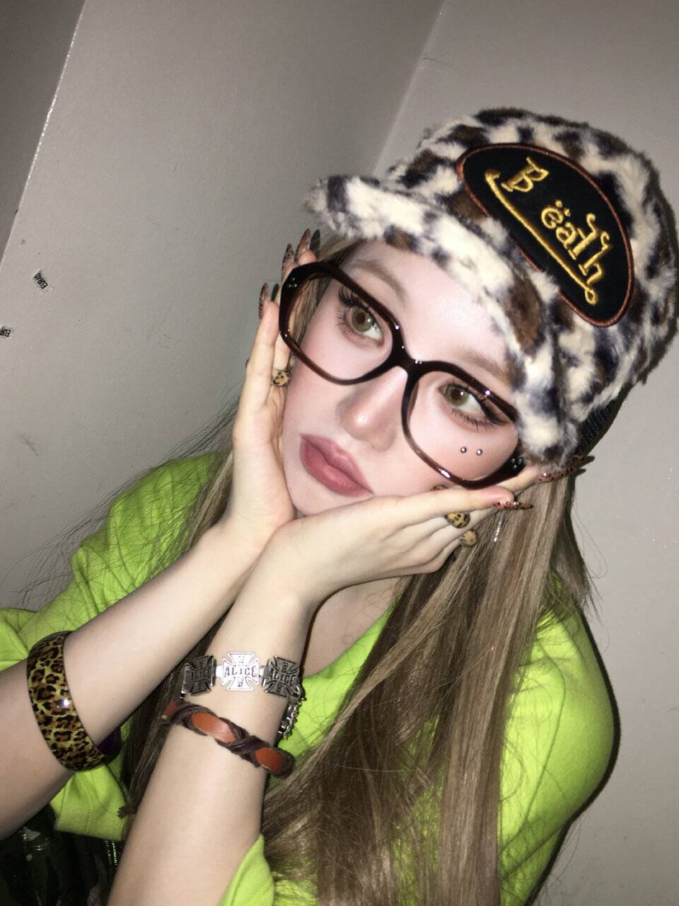 Latest photo of Yuqi (i-dle)