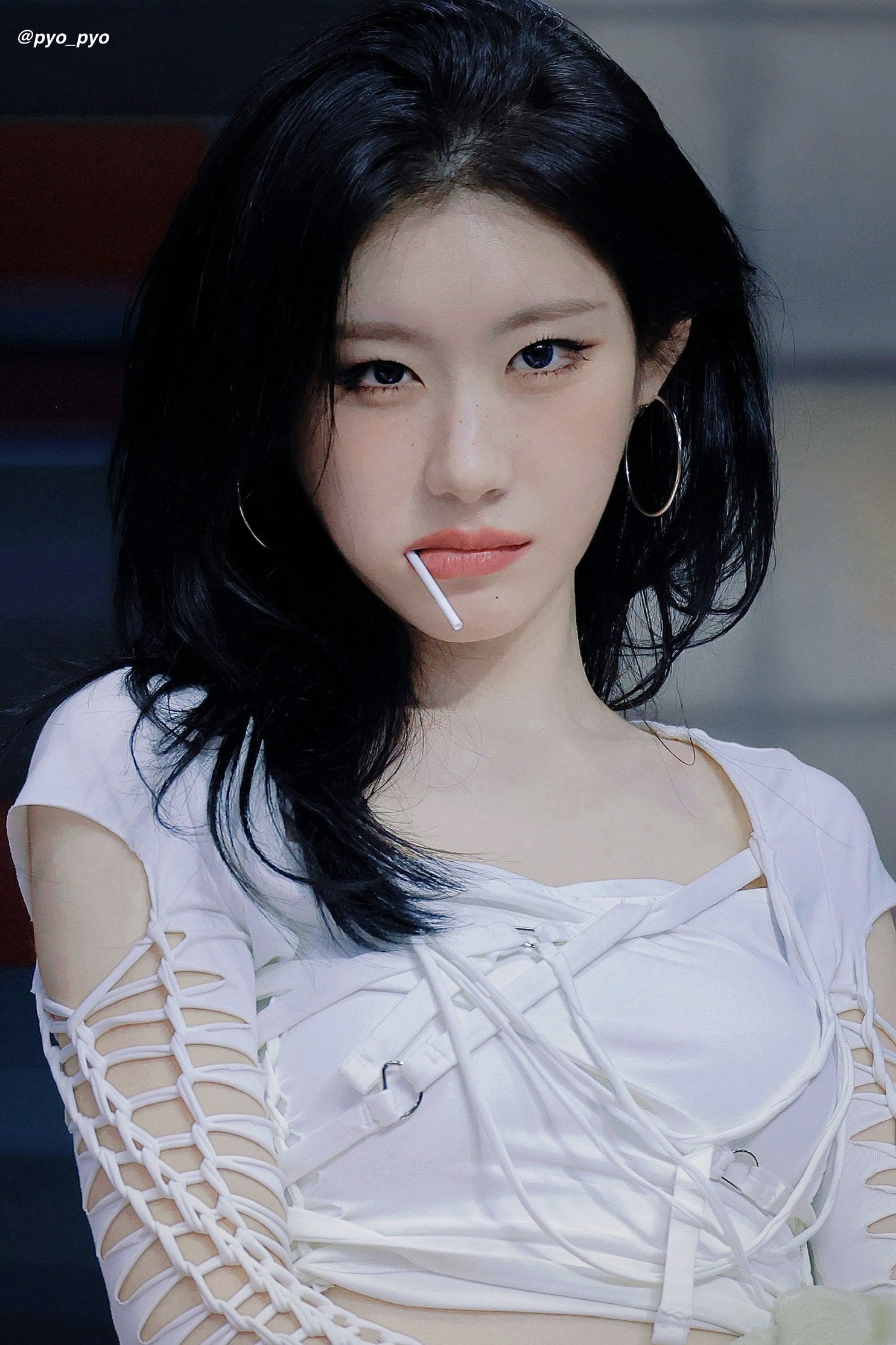 Behind-the-scenes cut of Chaeryeong (ITZY)