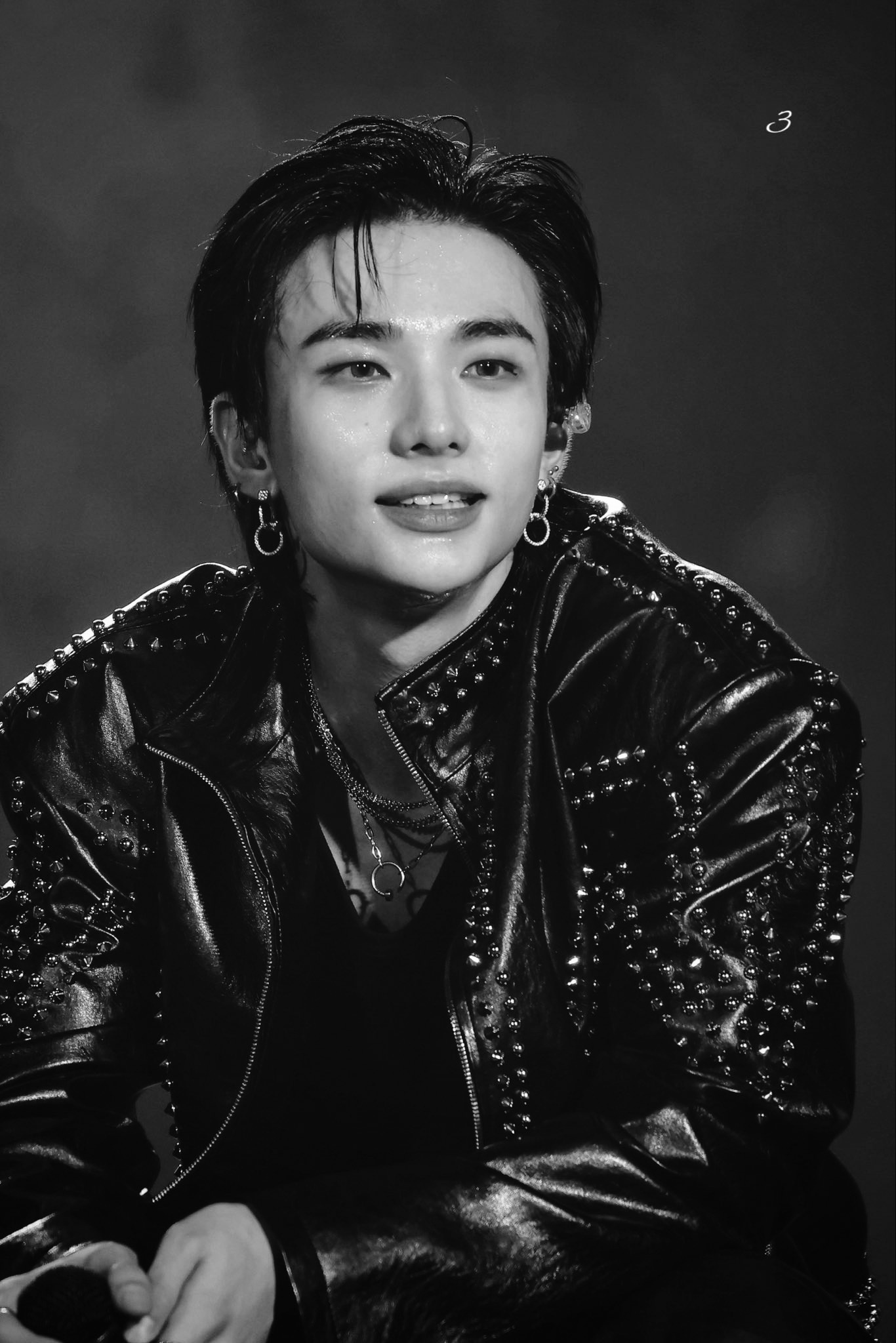 Latest photo of Hyunjin (Stray Kids)