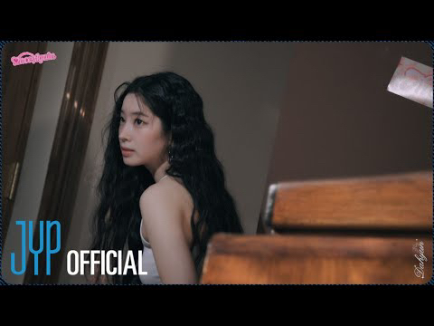 A moment captured by Dahyun (TWICE)'s fan