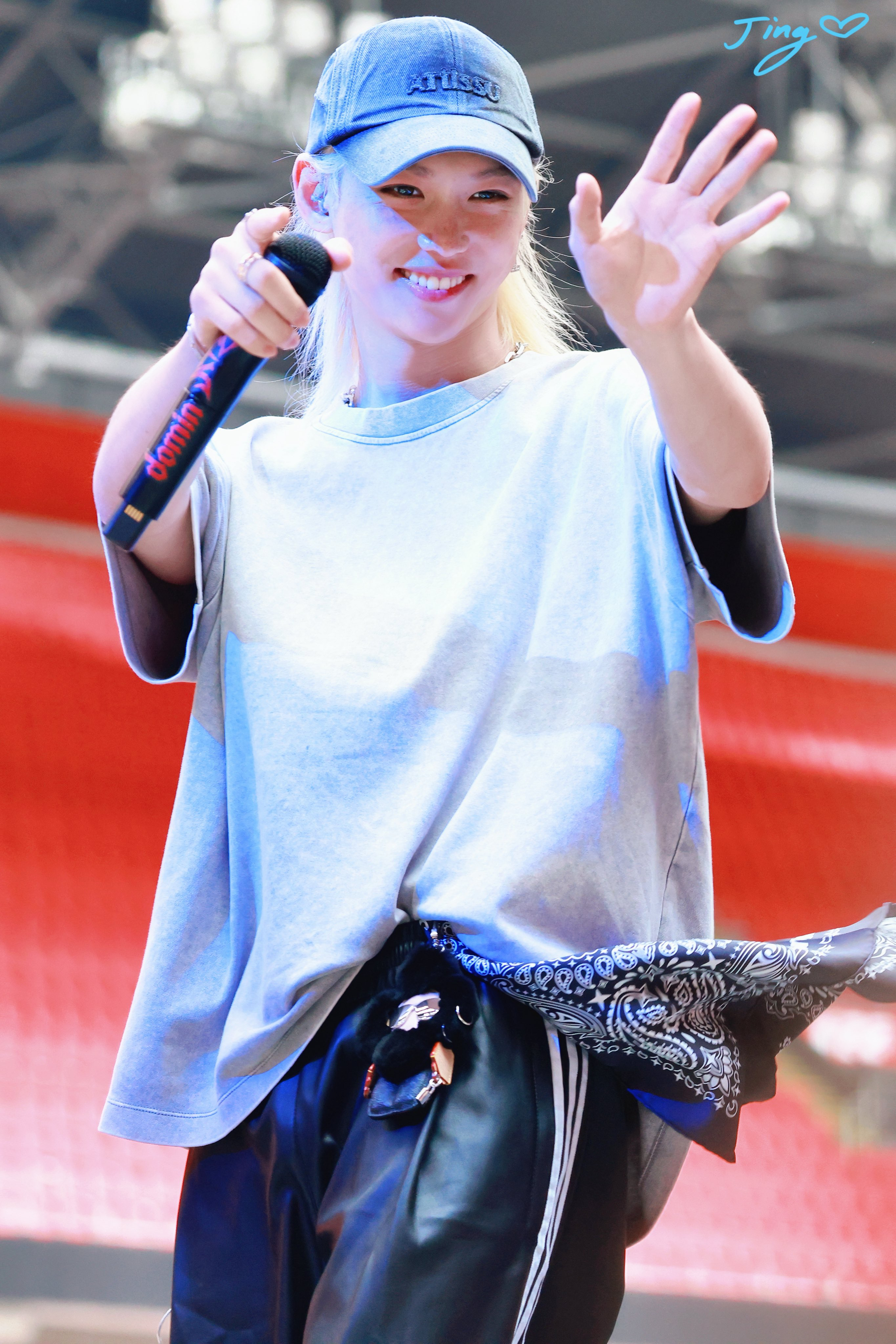 Behind-the-scenes cut of Felix (Stray Kids)