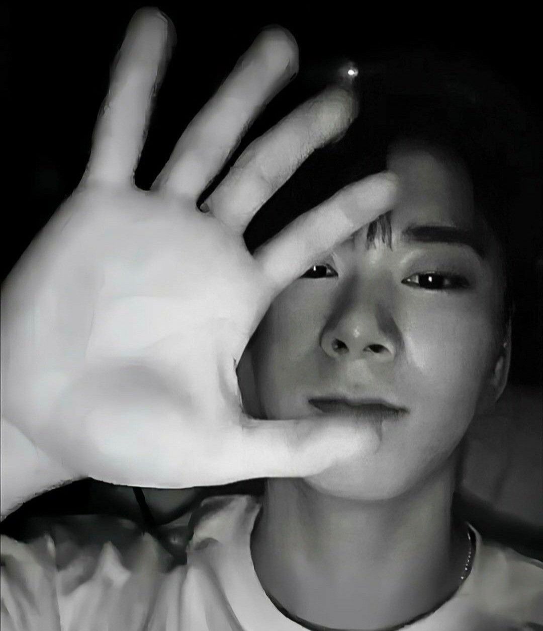 Behind-the-scenes cut of Moonbin (ASTRO)