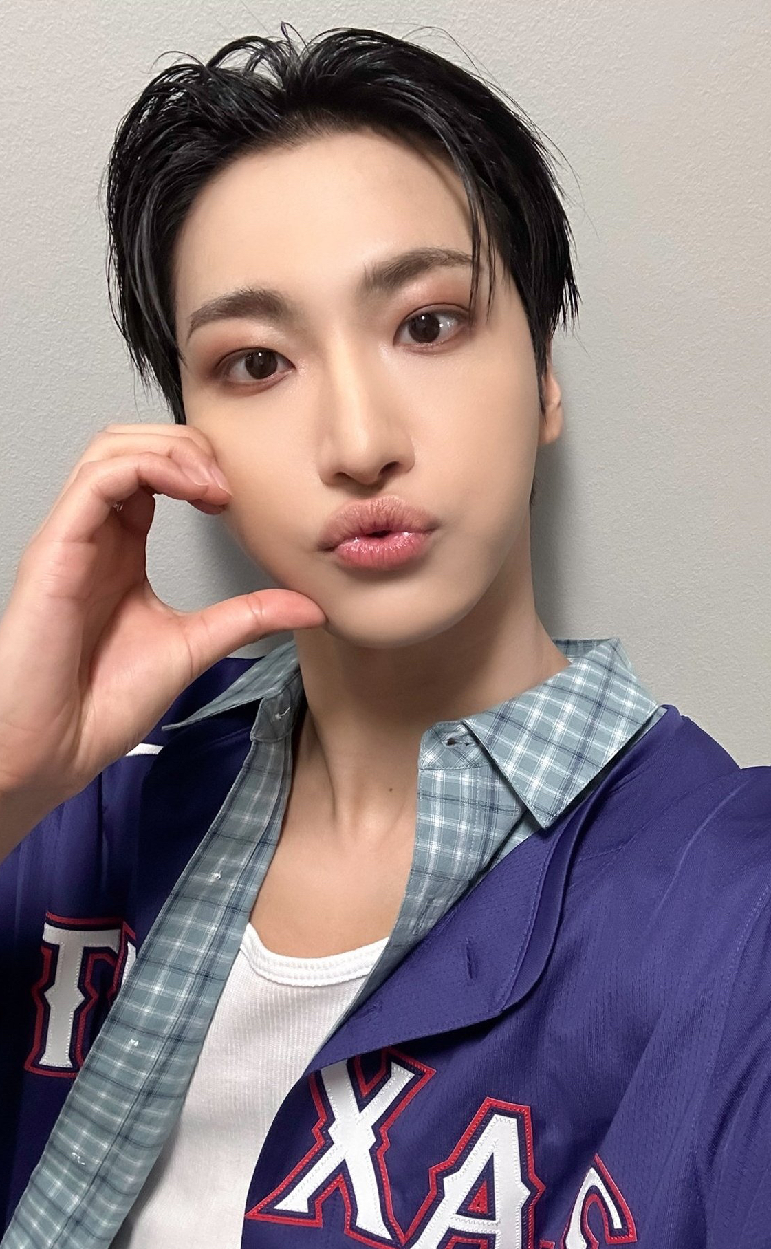 Recent activity shot of Seonghwa (ATEEZ)