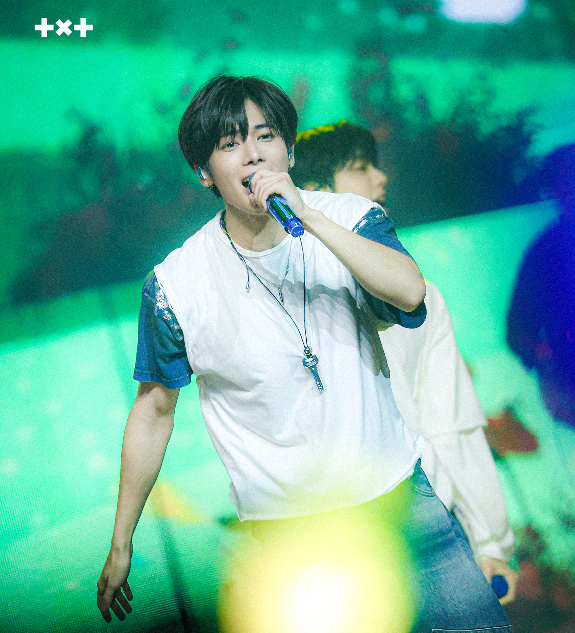 A moment captured by Taehyun (TOMORROW X TOGETHER)'s fan