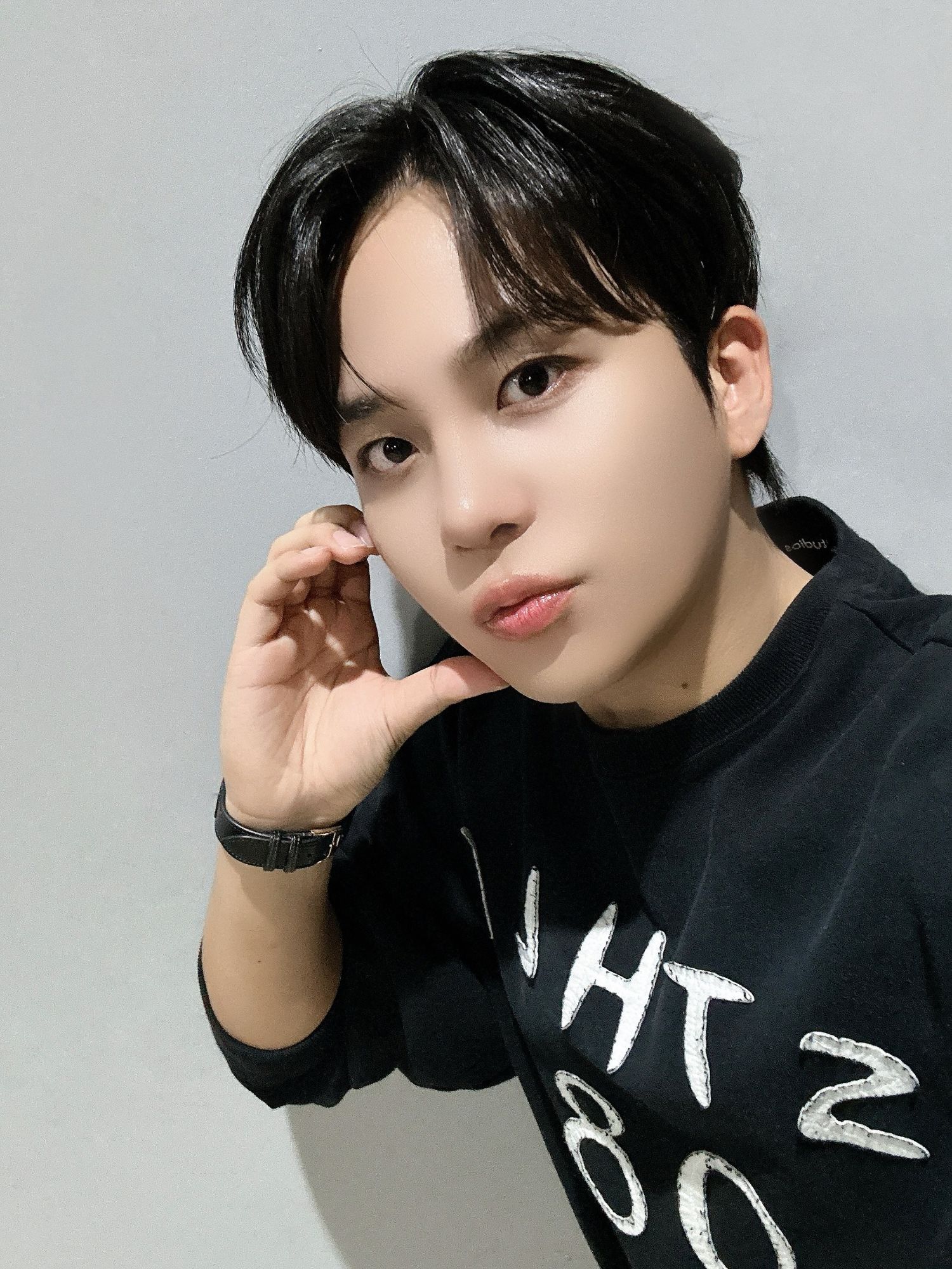 Recent activity shot of Jongho (ATEEZ)