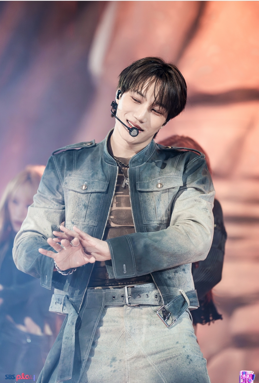 카이 (EXO)의 비하인드 컷