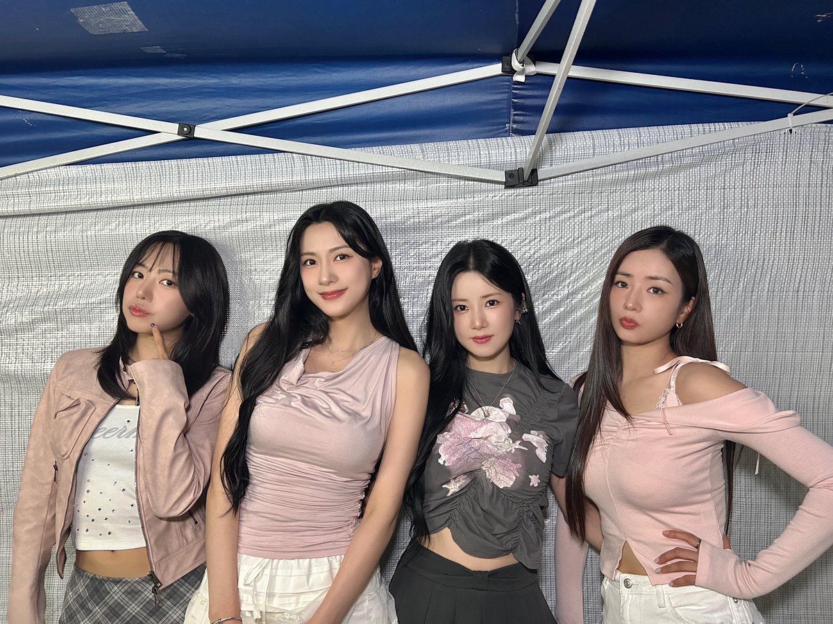 Apinkの最新写真