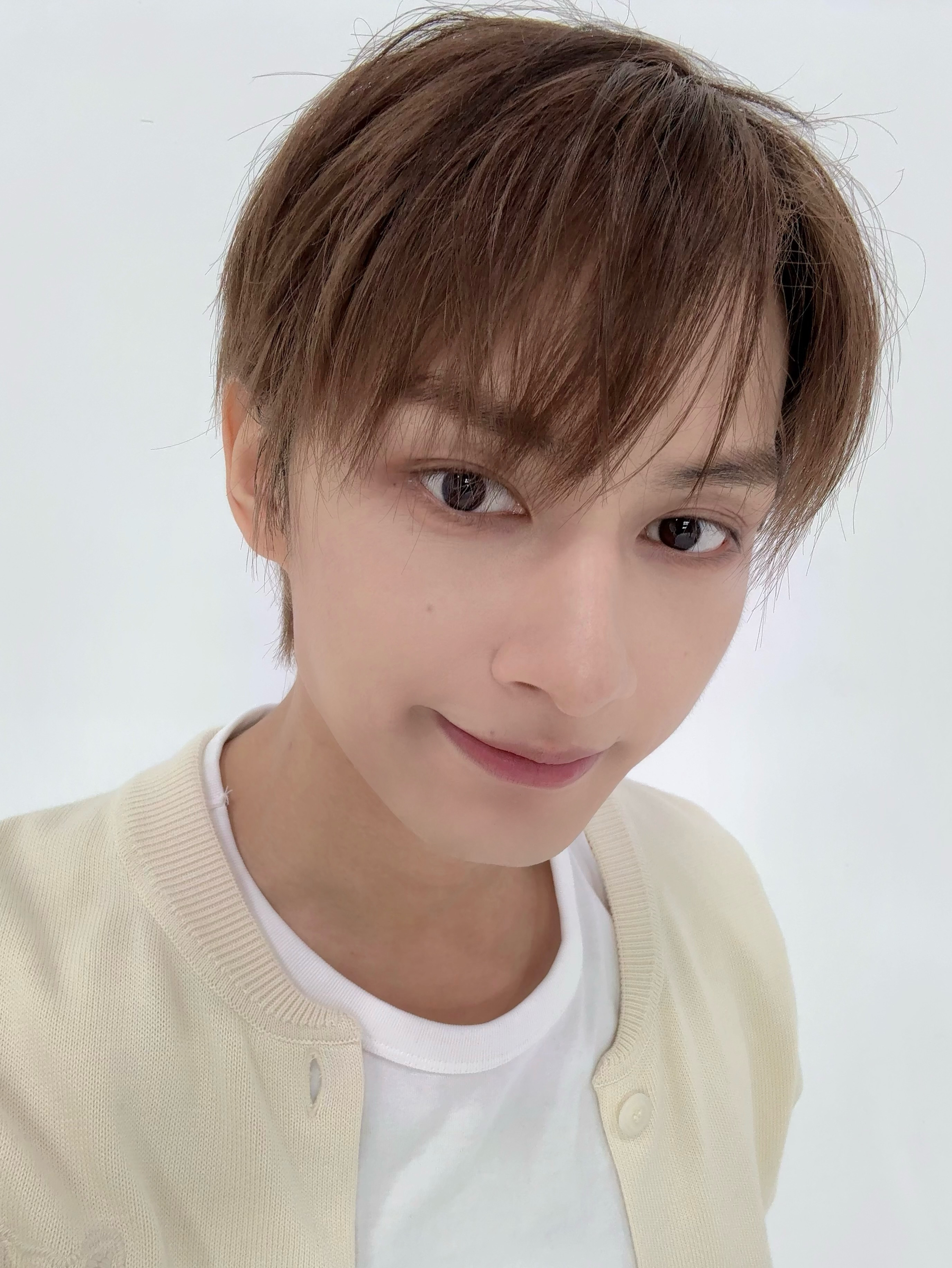Latest photo of Jun (SEVENTEEN)