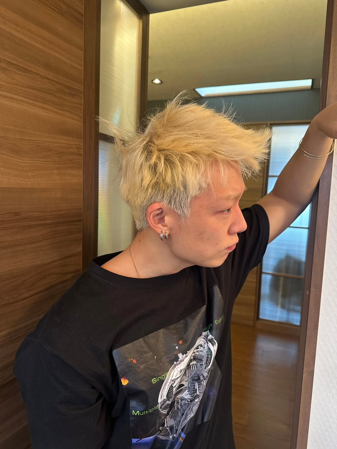 Latest photo of BOBBY (iKON)