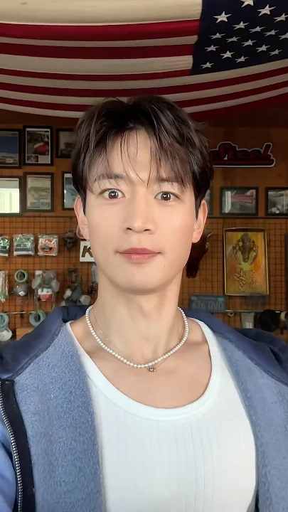 Fan-made special wallpaper for Minho (SHINee)