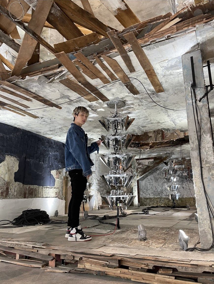 Recent activity shot of BOBBY (iKON)