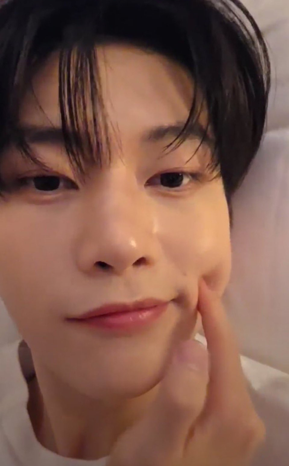 Potret di balik layar Seok Matthew (ZEROBASEONE)