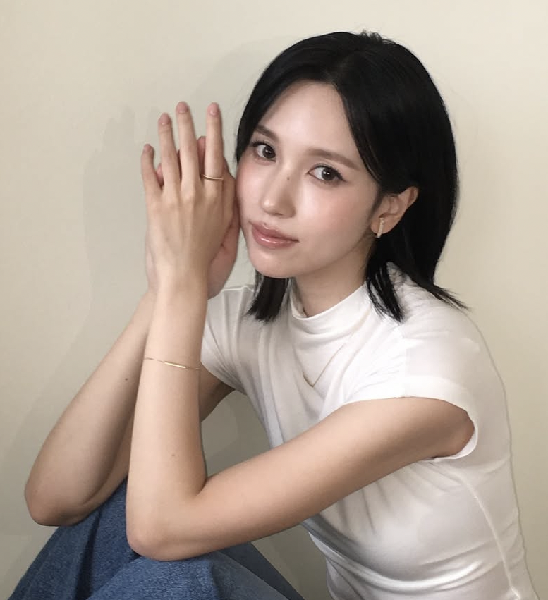 Recent activity shot of Mina (TWICE)