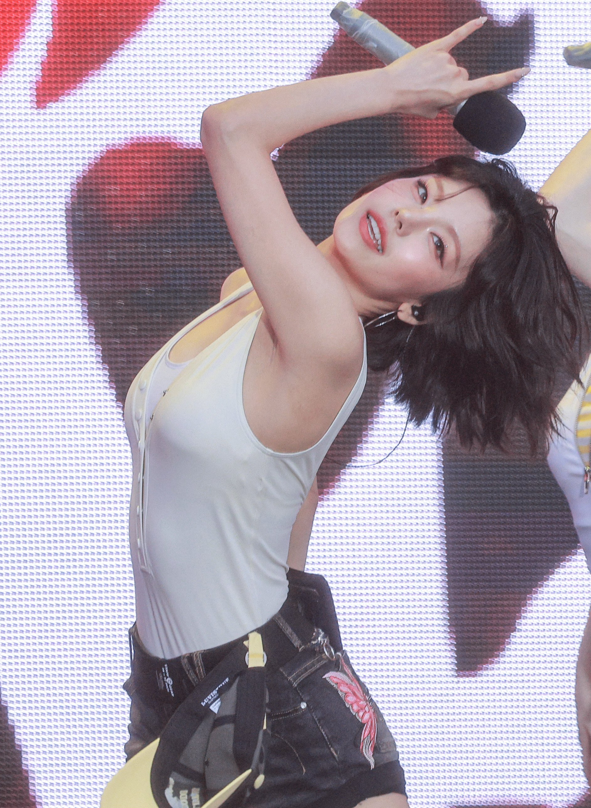 Recent activity shot of Yeji (ITZY)