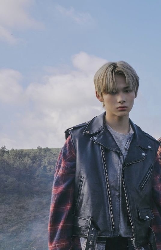 NI-KI (ENHYPEN)的最新照片