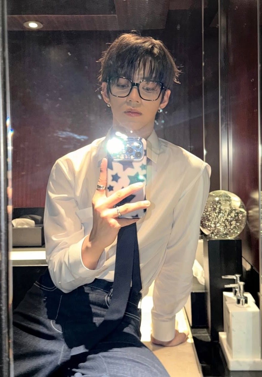 Latest photo of JL (AHOF)