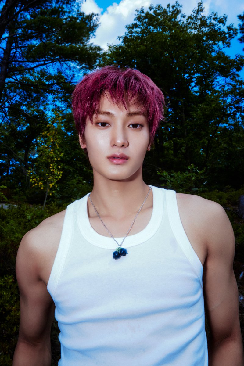 A moment captured by CRAVITY's fan