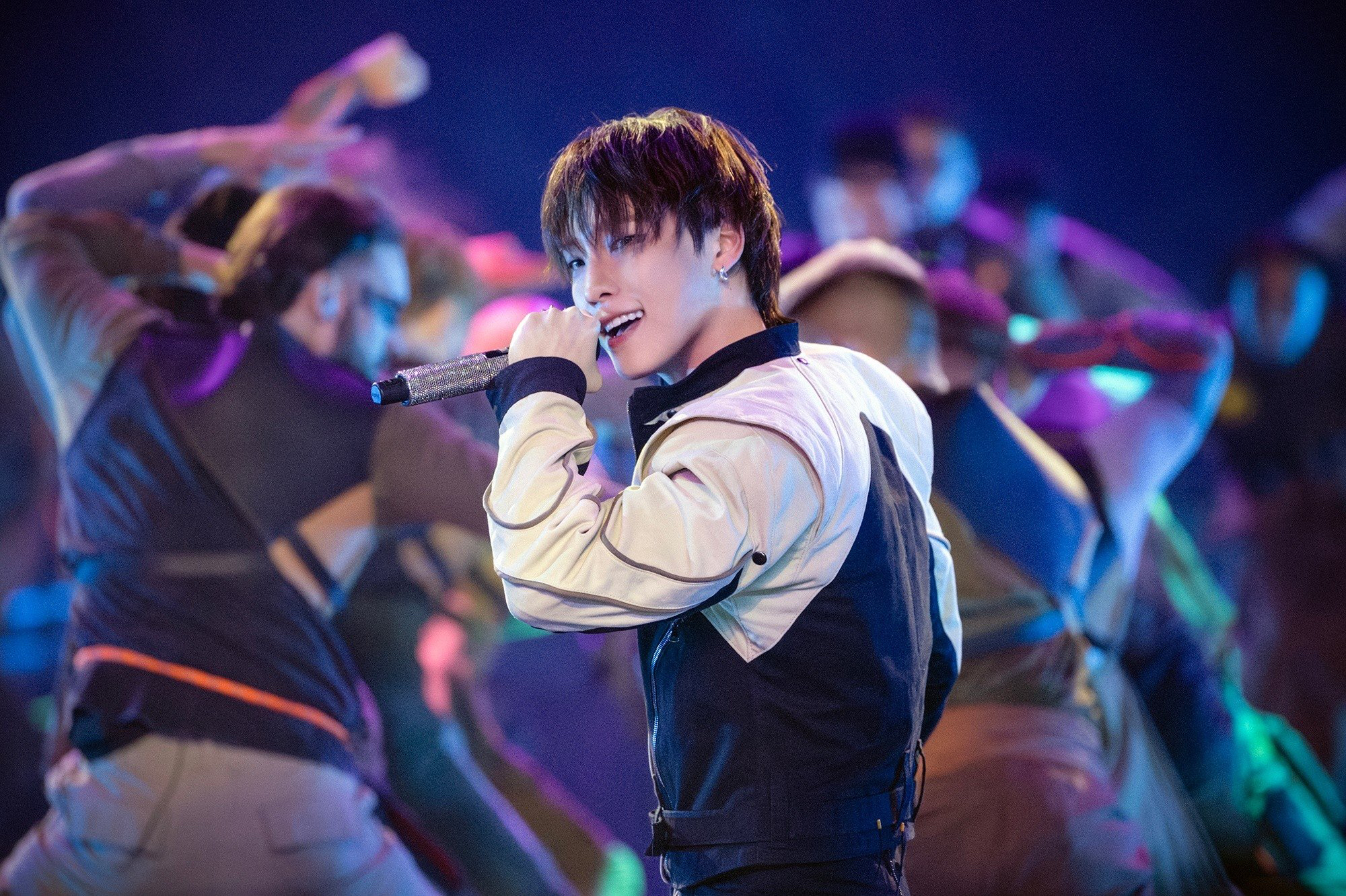 Behind-the-scenes cut of Dino (SEVENTEEN)
