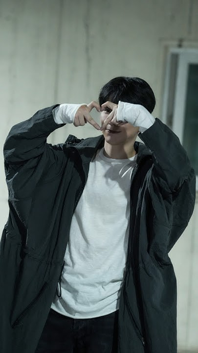 Behind-the-scenes cut of Kihyun (MONSTA X)
