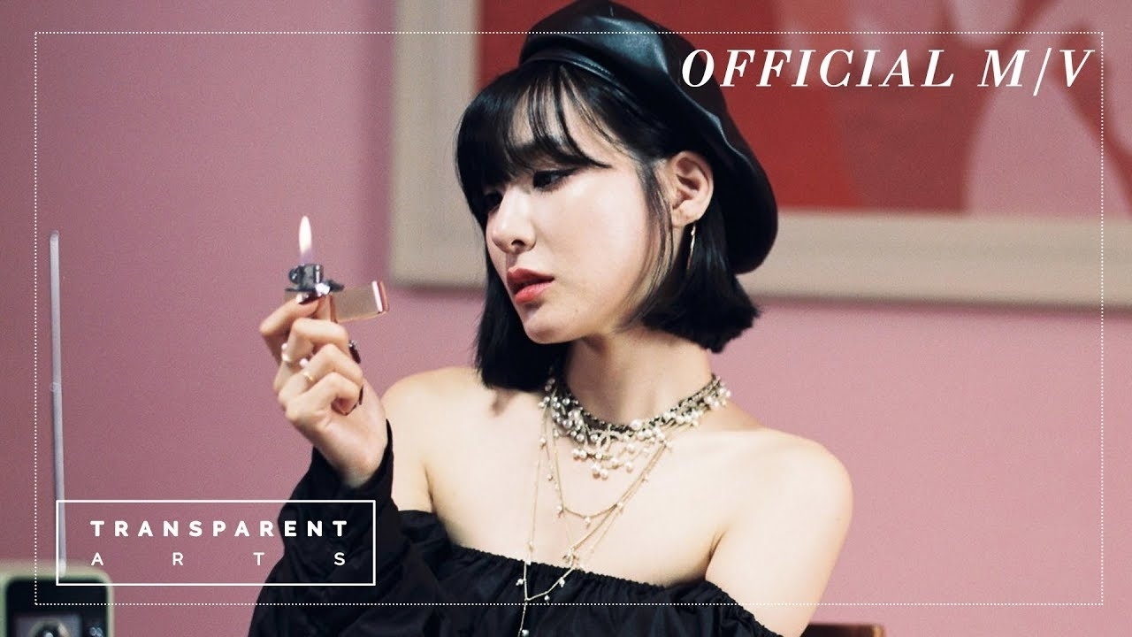 A moment captured by Tiffany Young (Girls' Generation)'s fan
