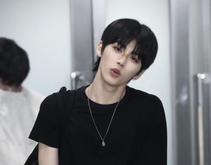 Foto aktivitas terbaru Taesan (BOYNEXTDOOR)