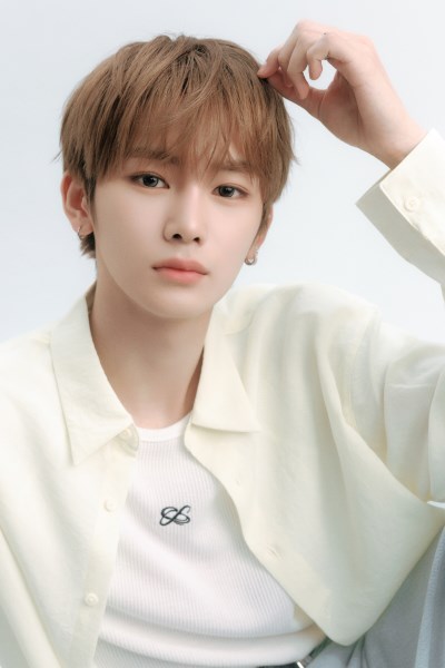 Behind-the-scenes cut of Zhou Anxin (ALPHA DRIVE ONE)