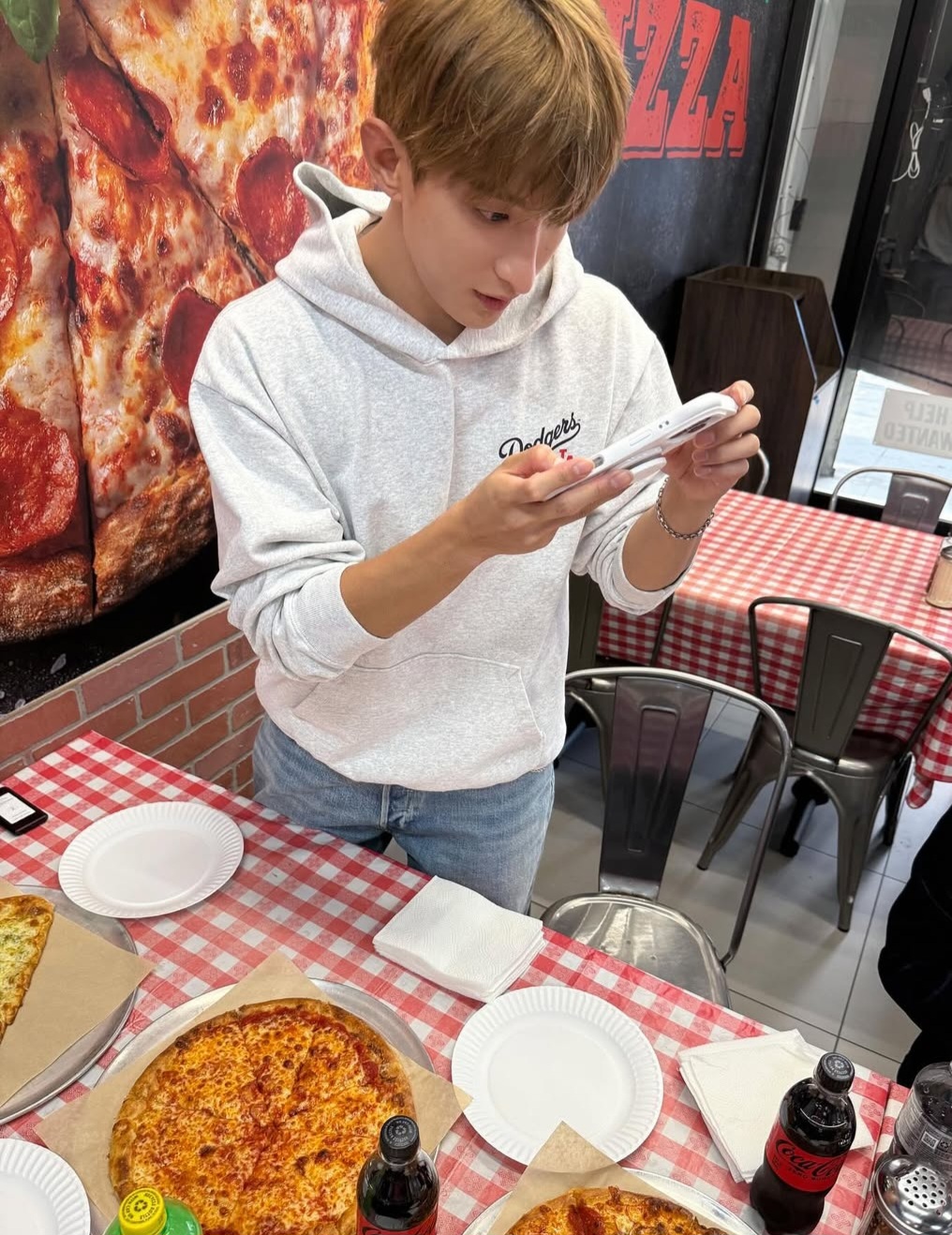 Behind-the-scenes cut of DK (SEVENTEEN)