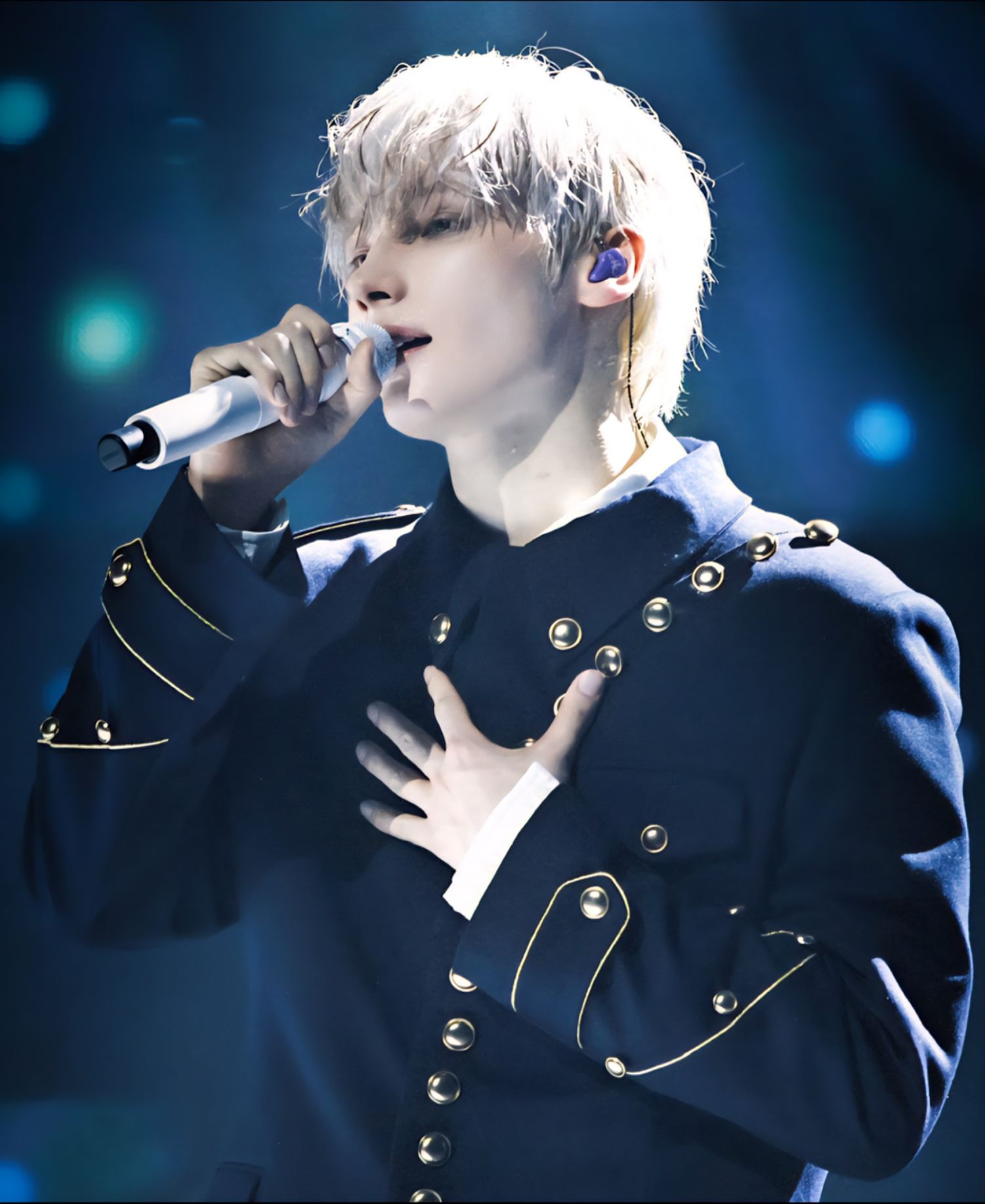 Latest photo of HueningKai (TOMORROW X TOGETHER)