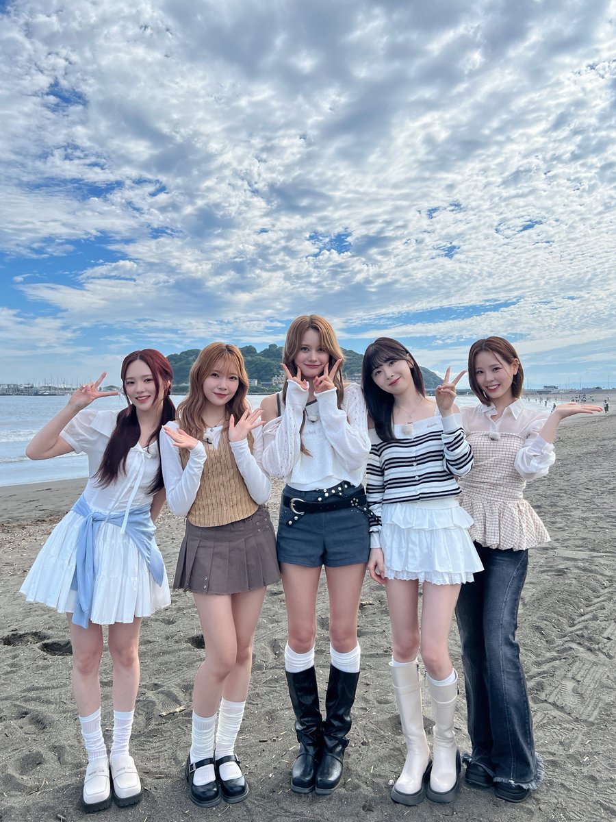 Behind-the-scenes cut of NiziU