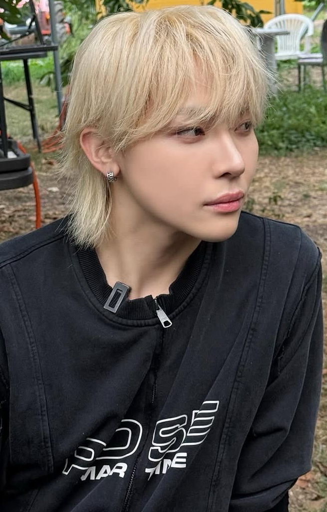 A moment captured by Nicholas (&TEAM)'s fan